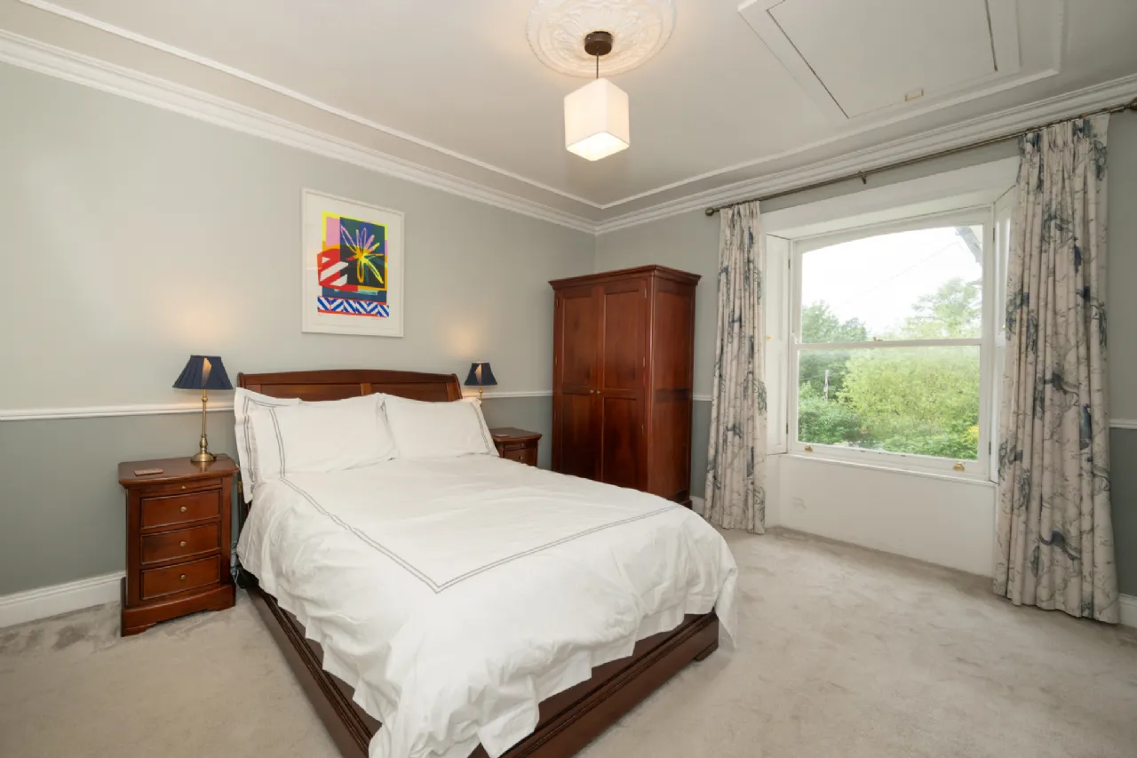 Photo of 2 Hollymount, Lee Road, Cork, T23 RWV4
