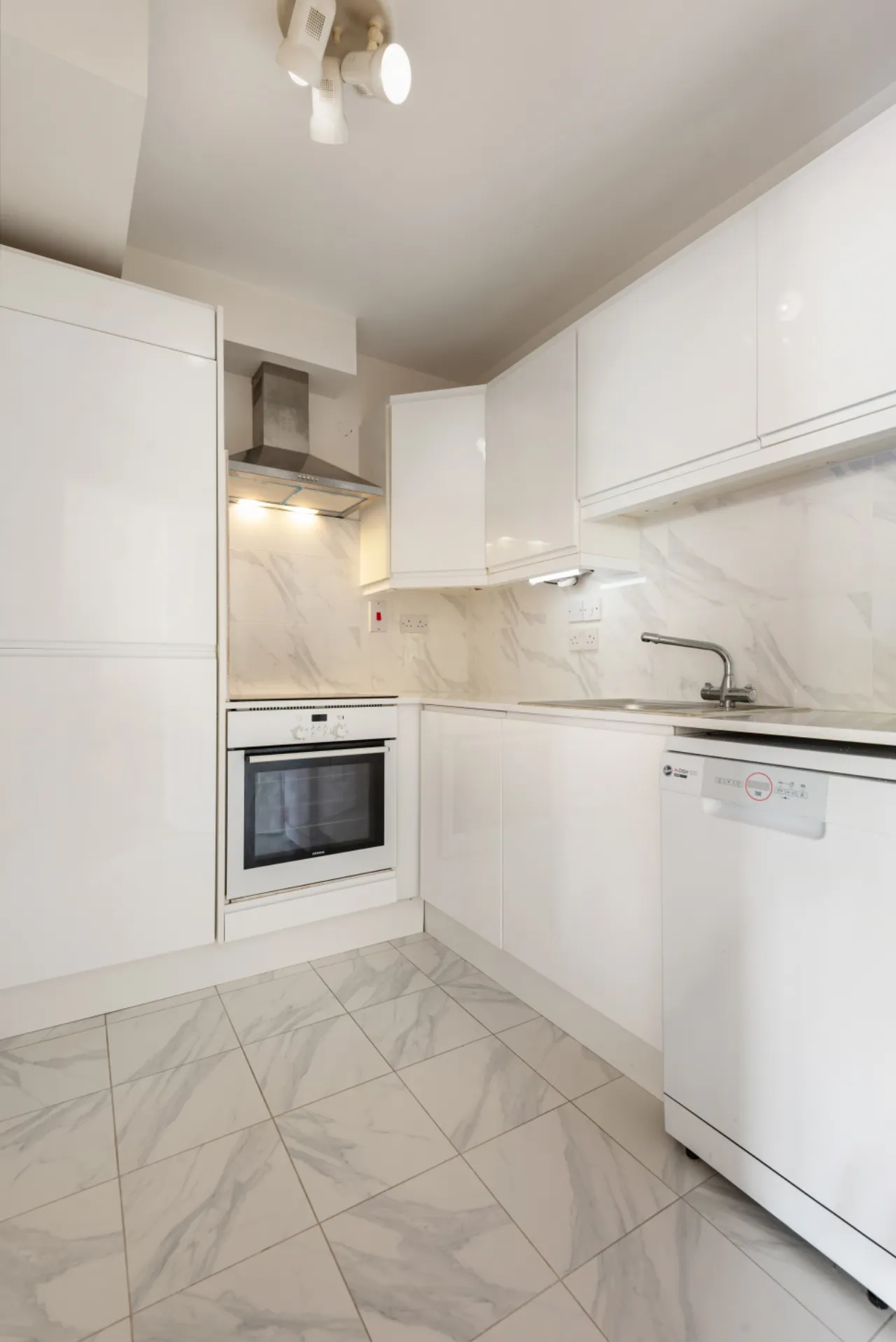 Photo of 93 Ballsbridge Wood, Ballsbridge, Dublin 4, D04 A072