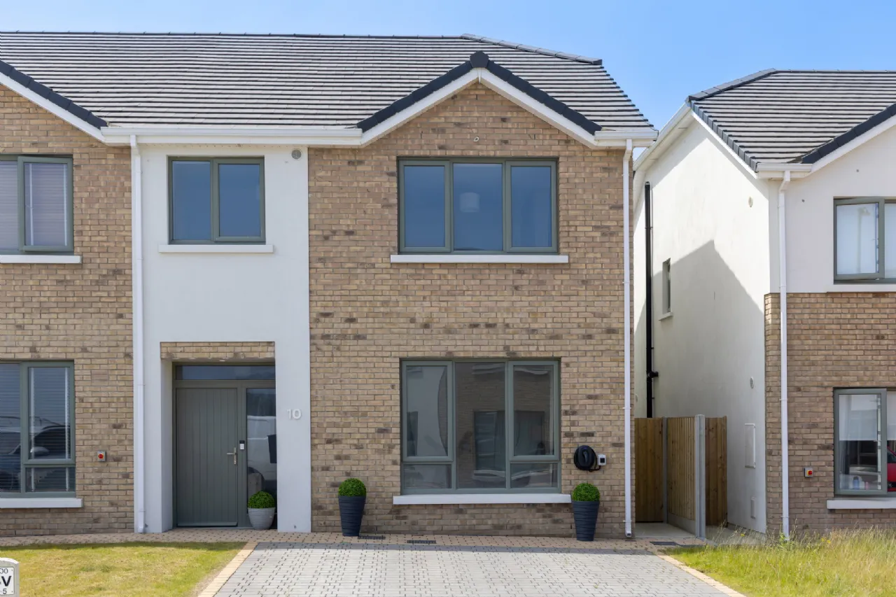 Photo of 10 Mariners Row, Mariners Point, Greenhill Road, Wicklow Town, Co Wicklow, A67 F7P2