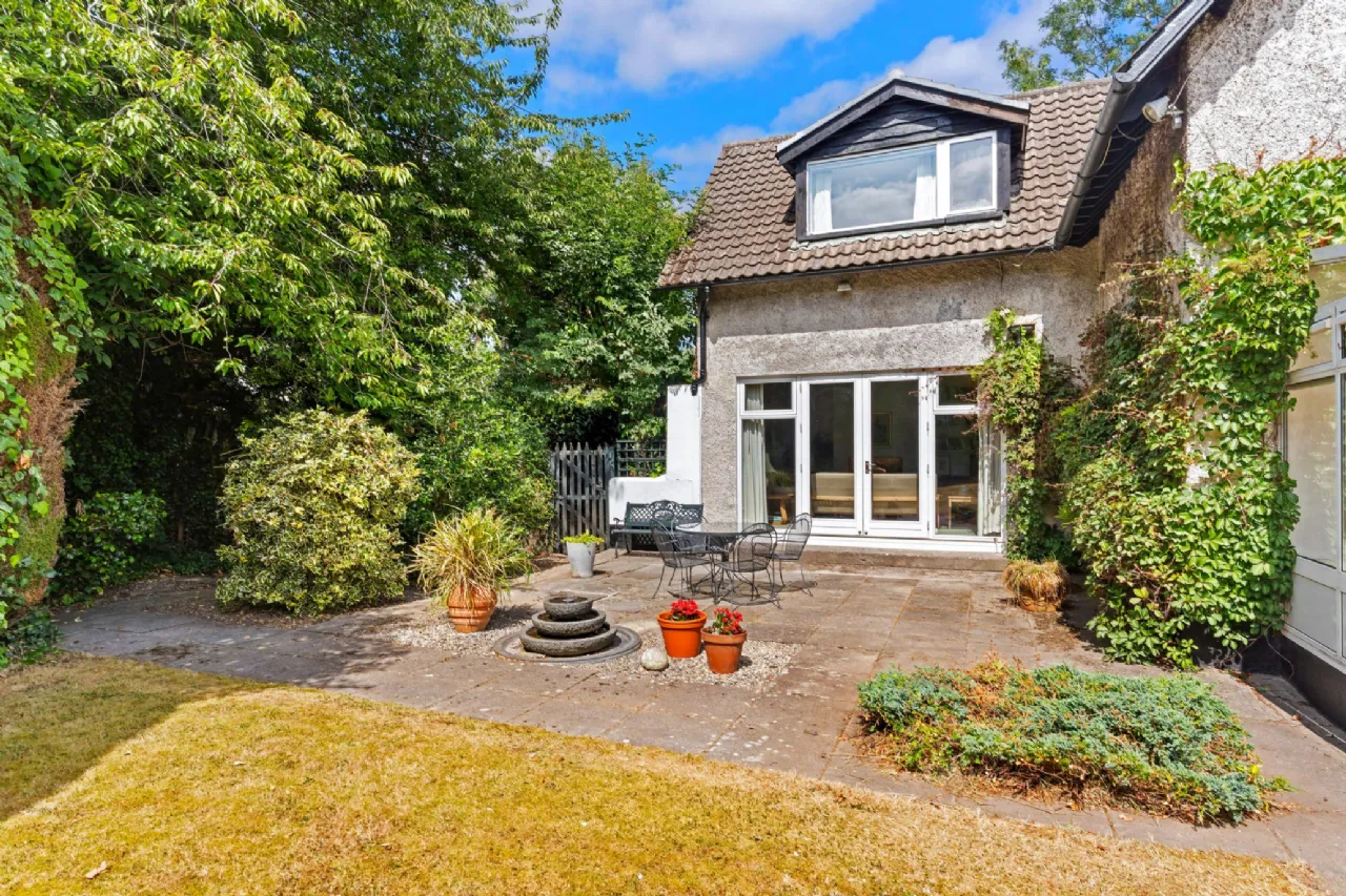 Photo of Keady Galleon, Stillorgan Park, Blackrock, Co Dublin, A94 P621