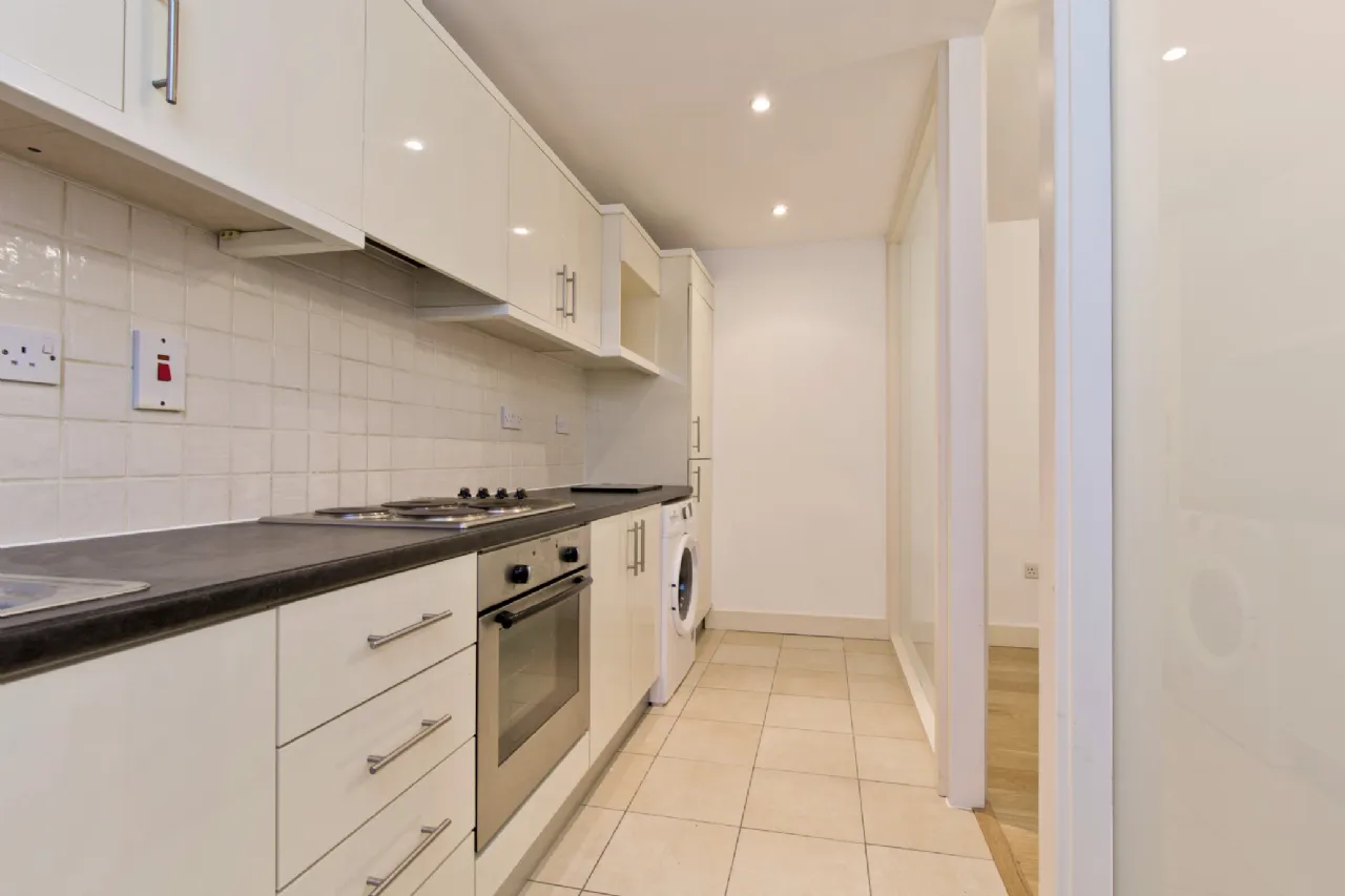 Photo of 35 Hyde Square, South Circular Road, Kilmainham, Dublin 8, D08 TY00