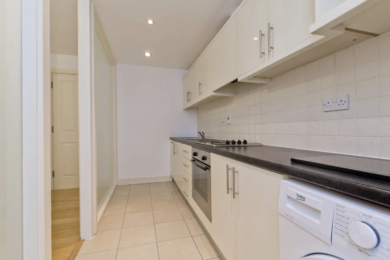 Photo of 35 Hyde Square, South Circular Road, Kilmainham, Dublin 8, D08 TY00