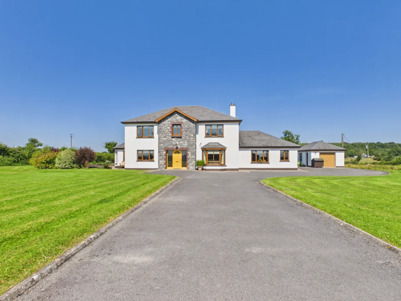 Photo of Ballyveskil, Tiermaclane, Ennis, Co. Clare., V95 PPW4