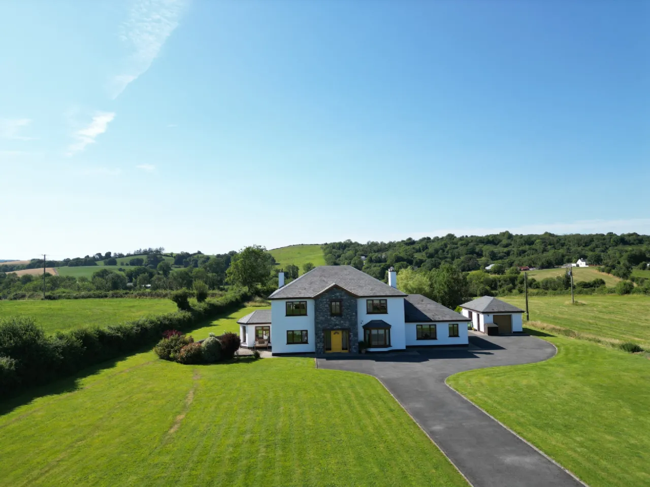 Photo of Ballyveskil, Tiermaclane, Ennis, Co. Clare., V95 PPW4