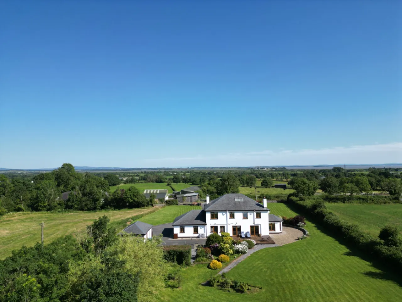 Photo of Ballyveskil, Tiermaclane, Ennis, Co. Clare., V95 PPW4