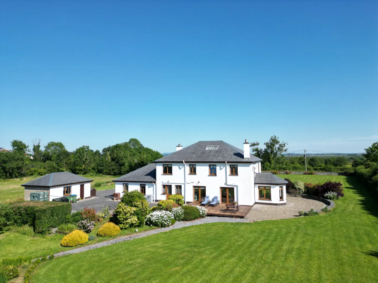 Photo of Ballyveskil, Tiermaclane, Ennis, Co. Clare., V95 PPW4