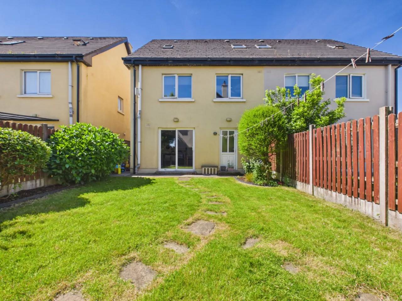 Photo of 53 Inis Clair, Kildysart Road, Clarecastle, Co Clare, V95 XTR6
