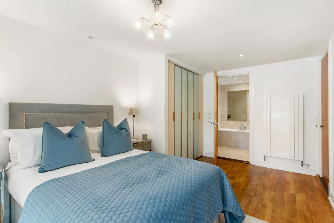 Photo of 1 Shrewsbury Square, Sandymount Avenue, Ballsbridge, Dublin 4, D04 HF29