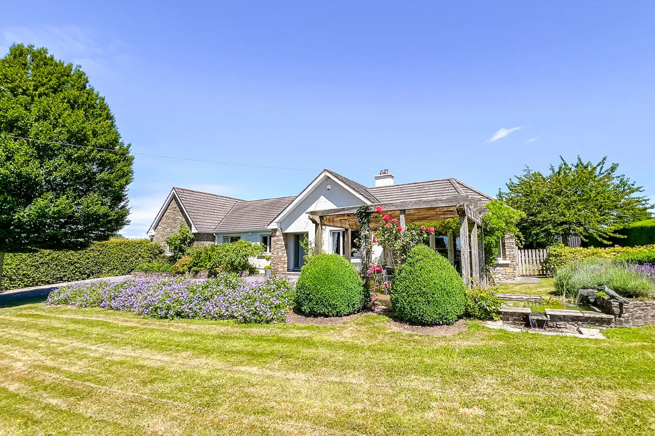 Photo of The Farside, Station Road, Thomastown, Co Kilkenny, R95 F8E8