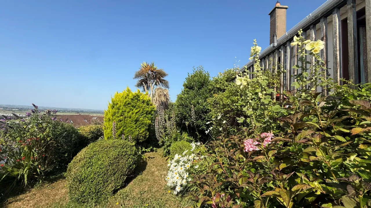 Photo of 27 Knockaverry, Youghal, Co. Cork, P36AD80