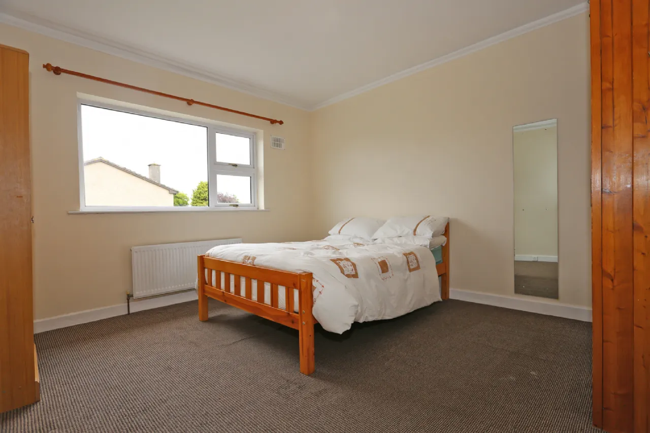 Photo of 23 Dooneen Road, Woodview Park, Limerick, V94 NX4N