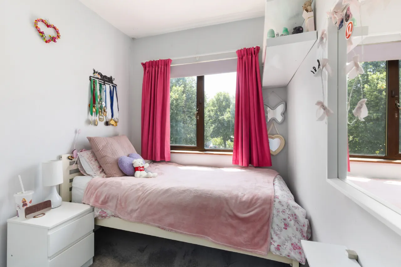 Photo of 62 Mount Eagle View, Leopardstown, Dublin 18, D18 N8K1