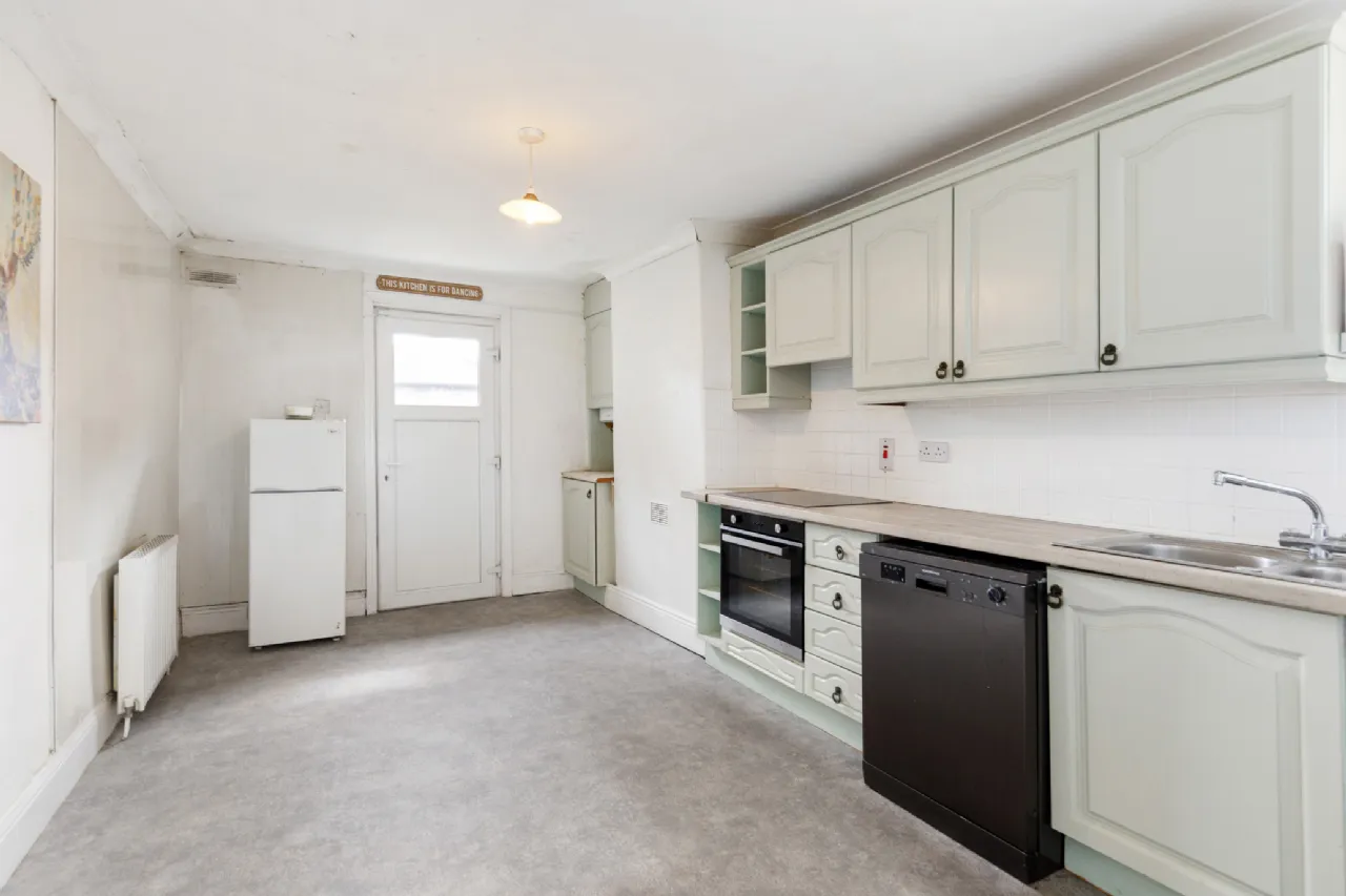 Photo of 25 Haddington Road, Ballsbridge, Dublin 4, D04 C9P2