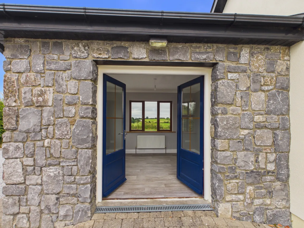 Photo of Lisballyard, Rathcabbin, Co. Tipperary, R42W440