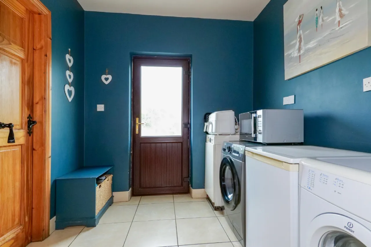 Photo of Gloves, Athenry, Co. Galway, H65 DK76