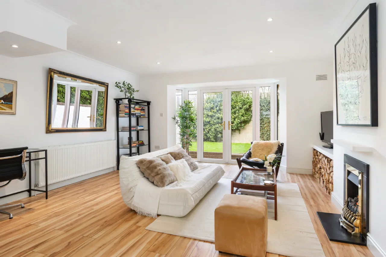 Photo of 12 Fey Yerra, Leopardstown Road, Foxrock, Dublin 18, D18 CV44