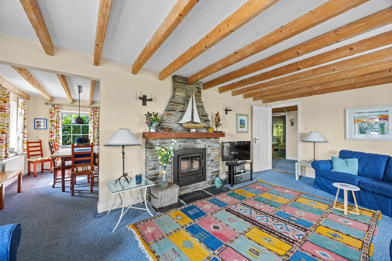 Photo of Whispering Pines, Reenacappul, Ahakista, Durrus, County Cork, P75NH21