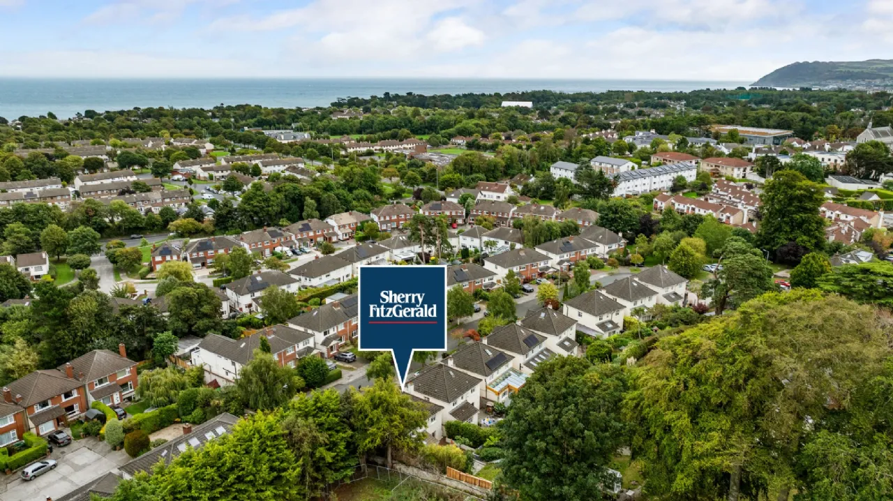 Photo of 11 Rathmichael Woods, Shankill, Dublin 18, D18 E1T2