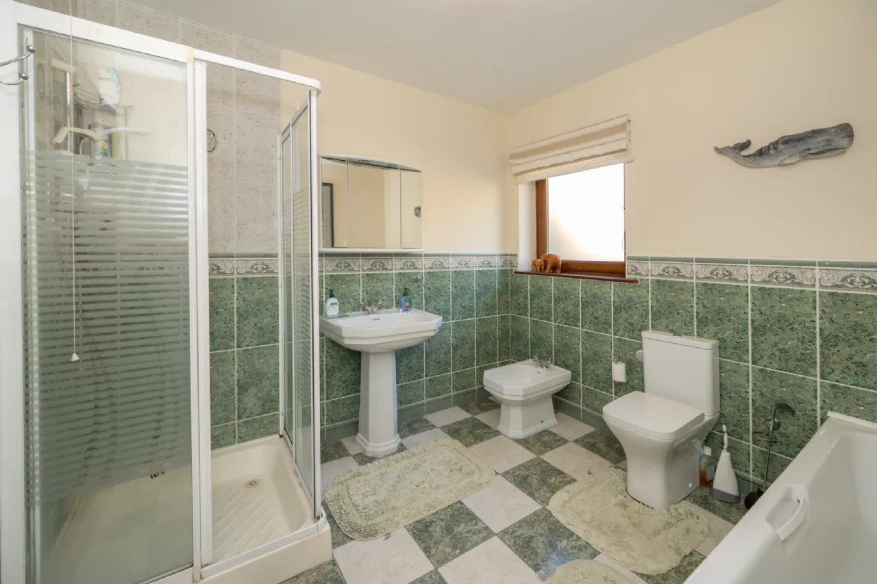 Photo of The Anchor, Ardkilly, Sandycove, Kinsale, Co Cork, P17HY11