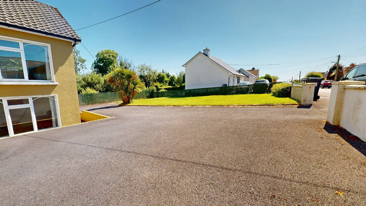 Photo of House, Apartment and Site, 86 Curragh, Castlebar, Co. Mayo, F23 D273