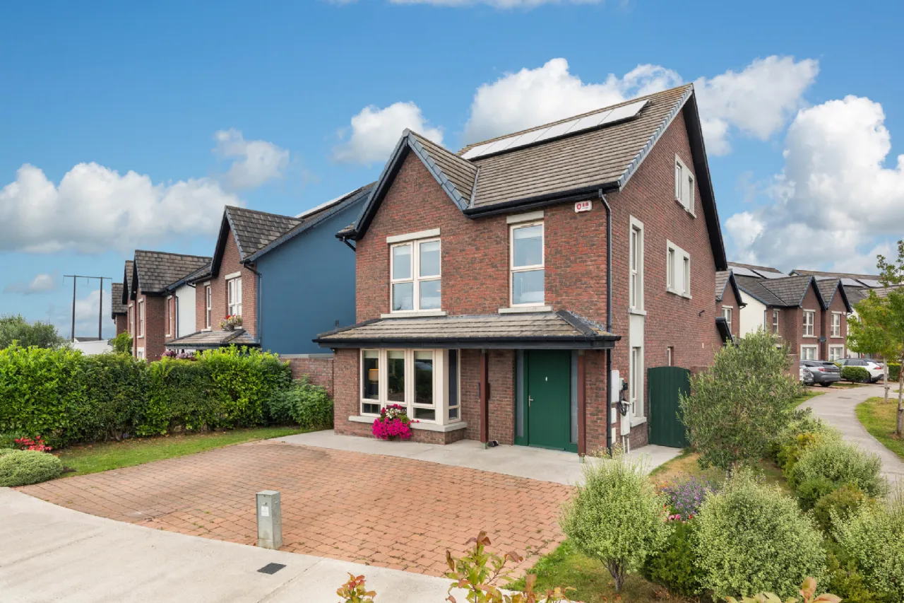 Photo of 42 Hollywoodrath Avenue, Hollystown, Dublin 15, D15X66C