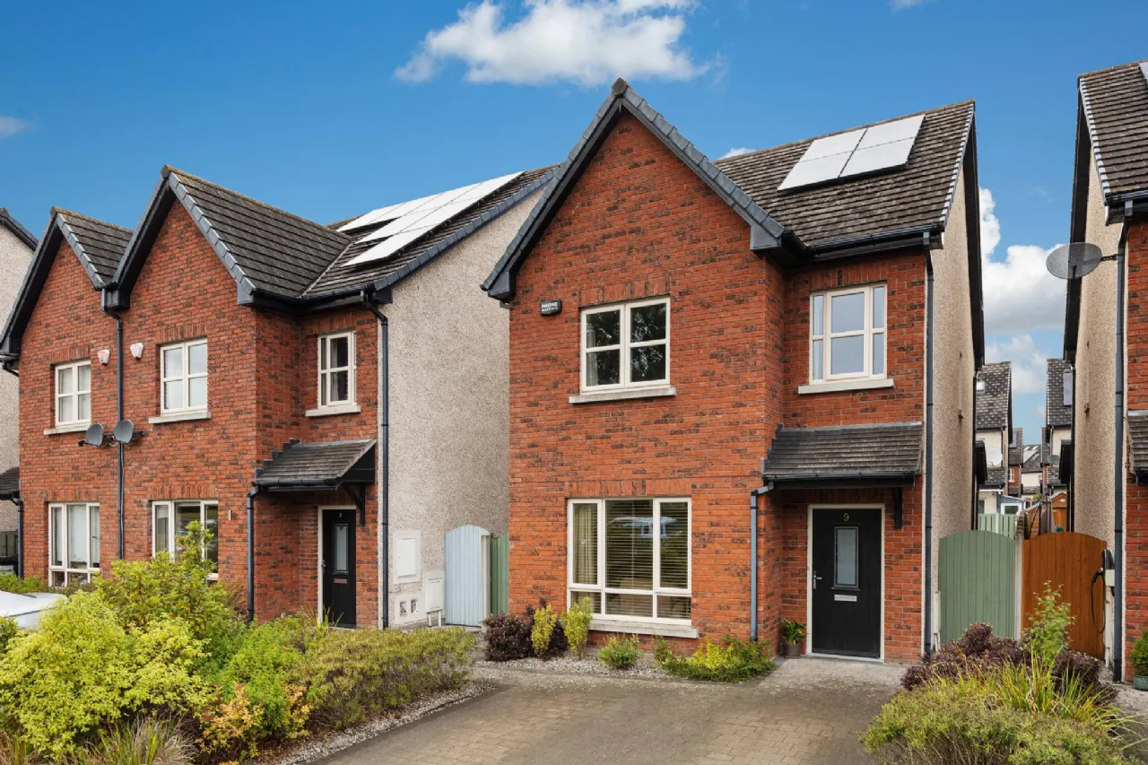 Photo of 9 Castlegrange Lawn, Clonee, Dublin 15, D15 WTC1