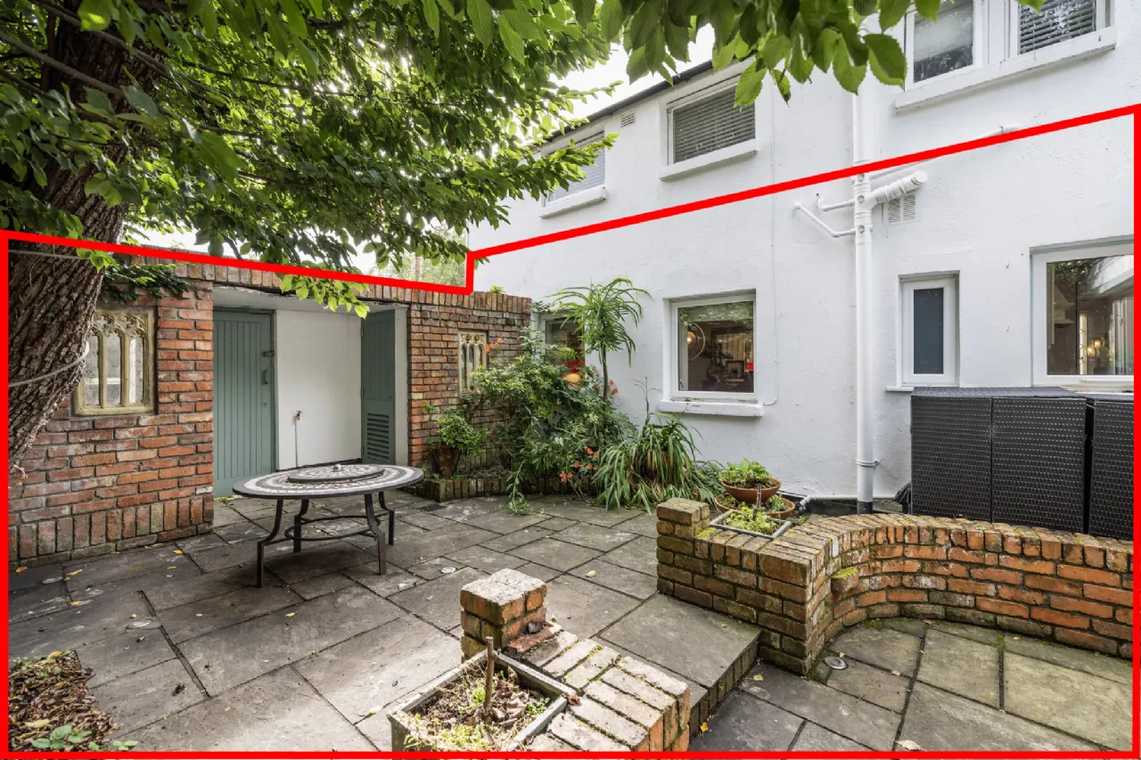 Photo of 73 Pembroke Lane, Ballsbridge, Dublin 4, D04 K061