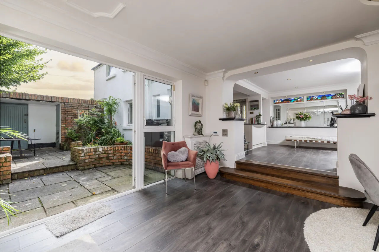 Photo of 73 Pembroke Lane, Ballsbridge, Dublin 4, D04 K061