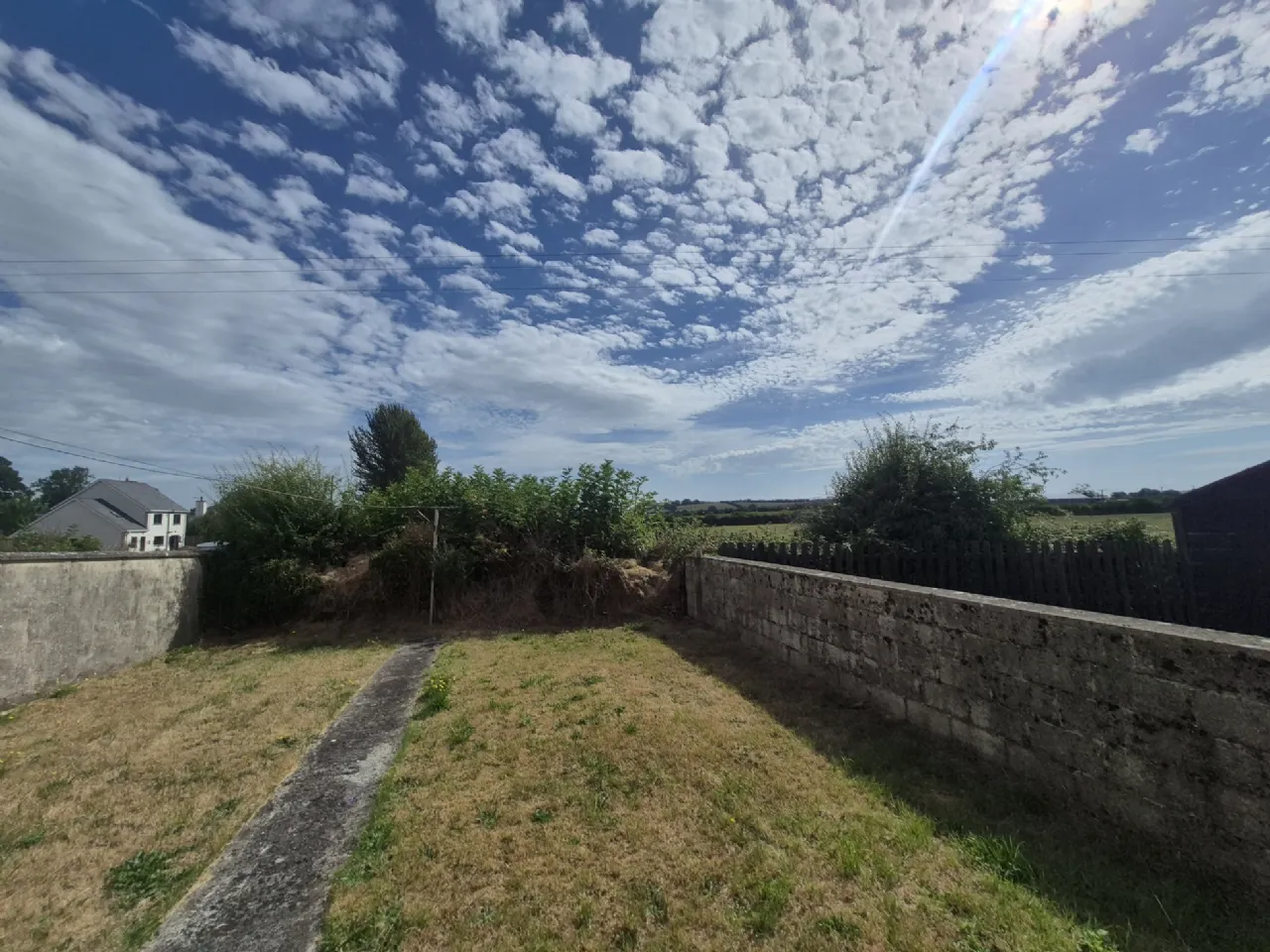 Photo of 17 Pearse Park, Golden, Co. Tipperary, E25KR44