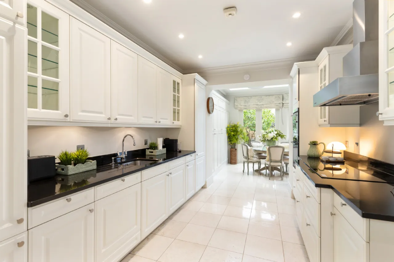 Photo of 6 Ailesbury Wood, Ailesbury Road, Ballsbridge, Dublin 4, D04 V2Y6