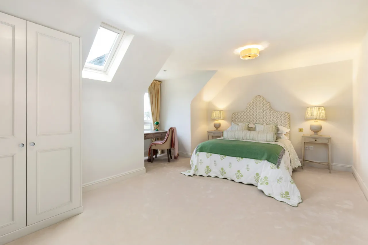 Photo of 6 Ailesbury Wood, Ailesbury Road, Ballsbridge, Dublin 4, D04 V2Y6