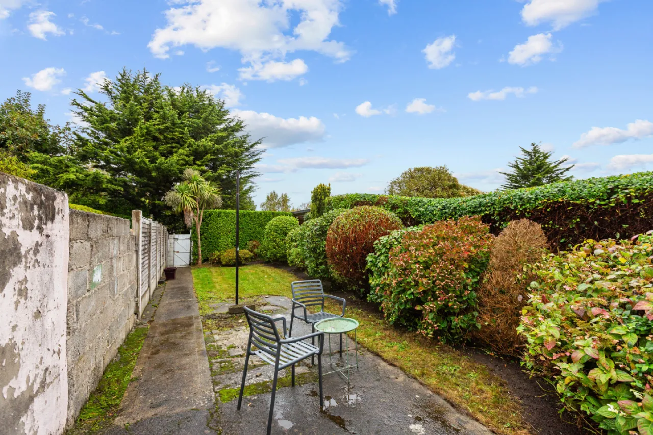 Photo of 37 St Enda's Drive, Rathfarnham, Dublin 14, D14 N738