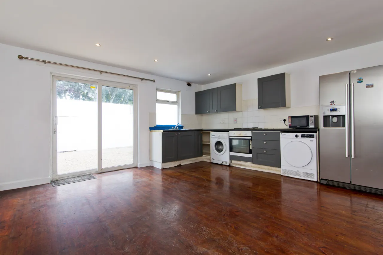 Photo of 73 Sundrive Road, Kimmage, Dublin 12, D12 X8EW