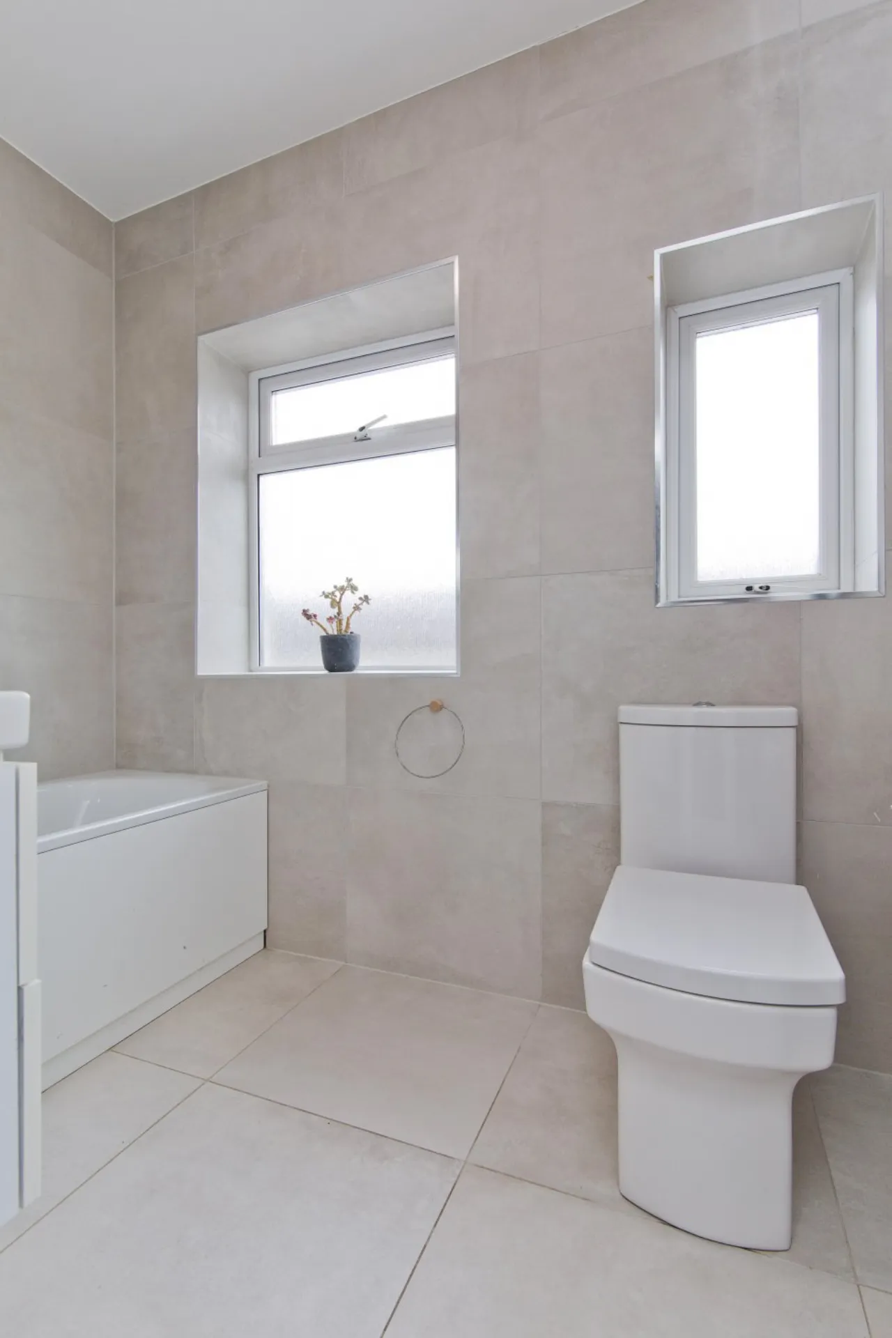 Photo of 8 Beach Avenue, Sandymount, Dublin 4, D04 KD26