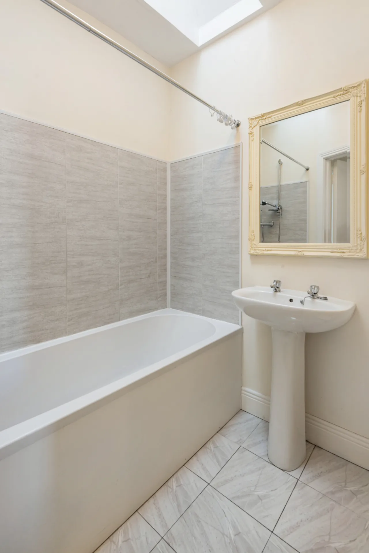 Photo of 2 Wayside Cottages, Kilternan, Dublin 18, D18 VX54