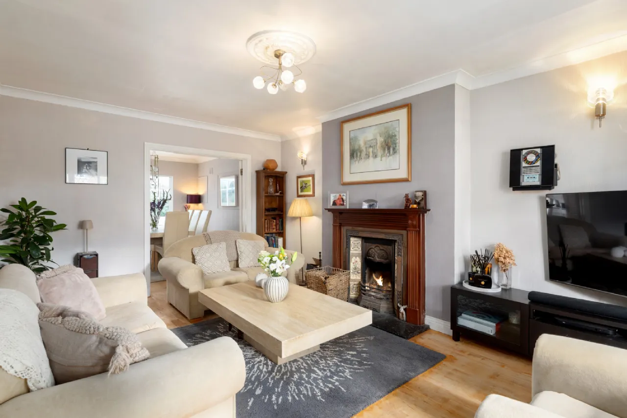 Photo of 1 Foxrock Wood, Dublin 18, D18 X4Y6