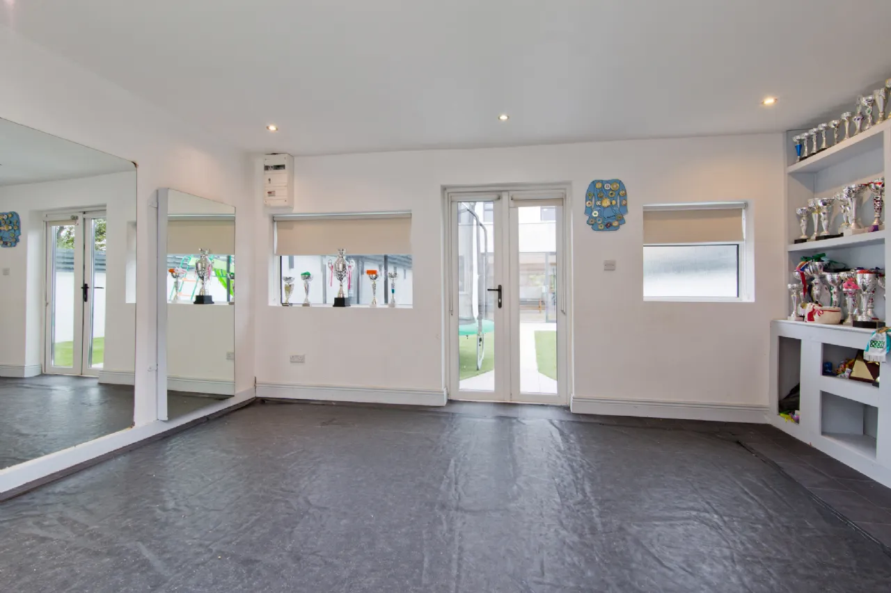 Photo of 400 Clonard Road, Kimmage, Dublin 12, D12 V8K1