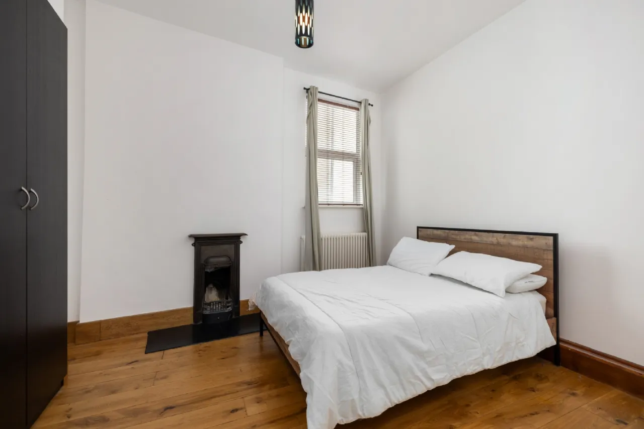 Photo of 2 Auburn House, 71 Strand Road, Bray, Co. Wicklow, A98 FY92