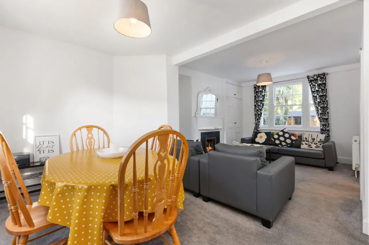Photo of 9 Loreto Terrace, Rathfarnham, Dublin 14, D14 V3H3