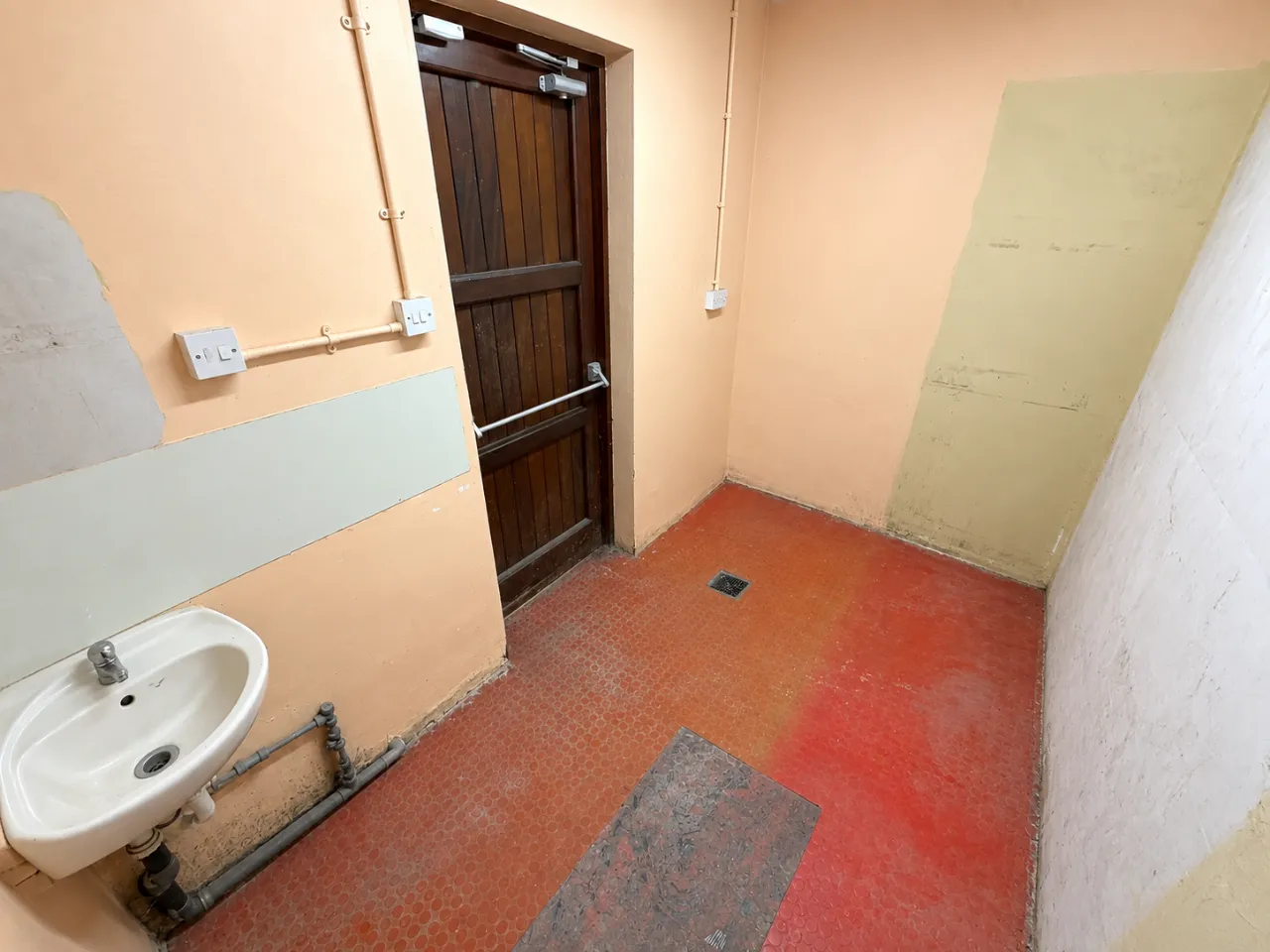 Photo of Commercial Premesis, Glasslyn Road, Cloughmacsimon, Bandon, Co. Cork, P72AX05