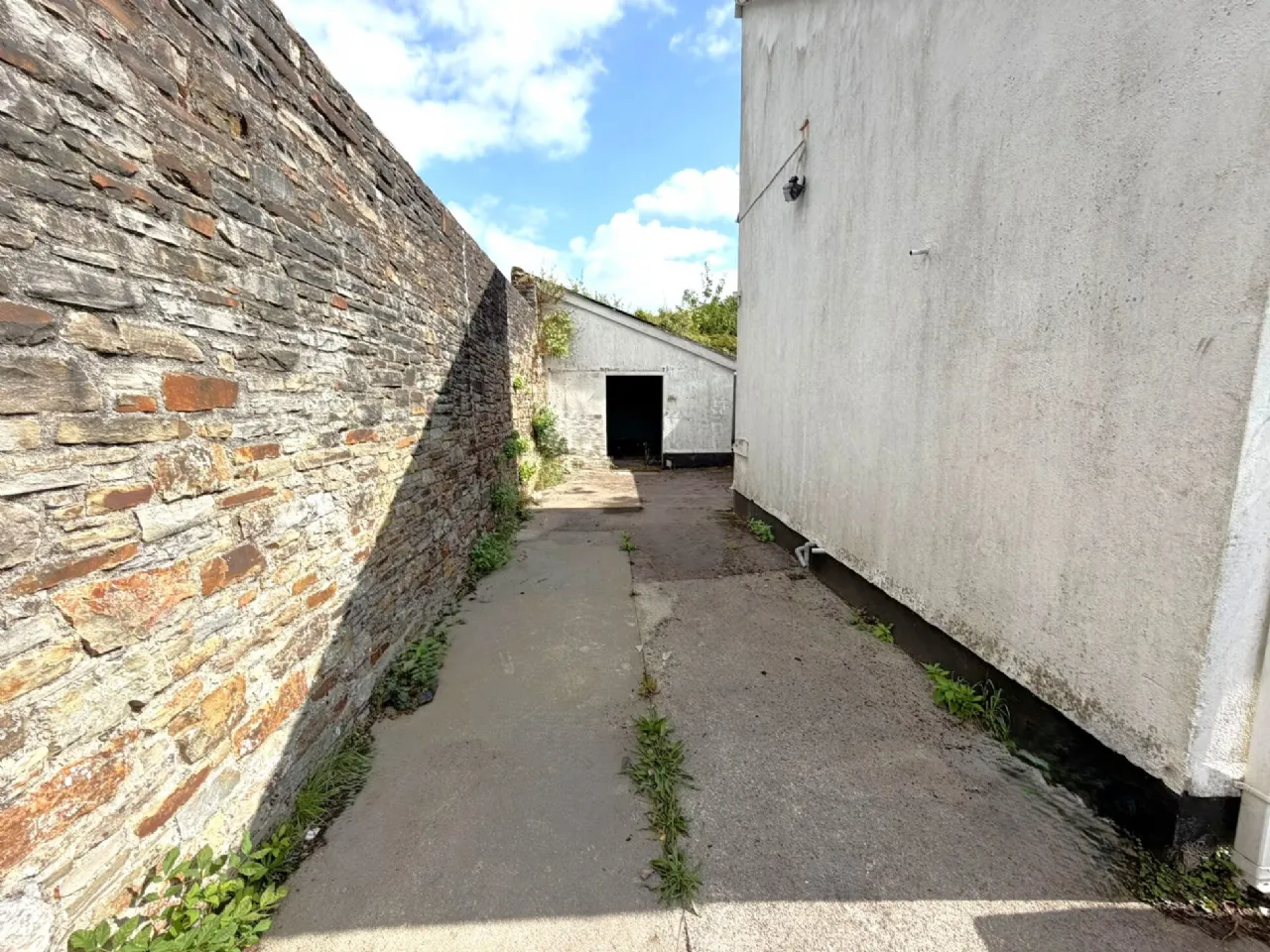 Photo of Commercial Premesis, Glasslyn Road, Cloughmacsimon, Bandon, Co. Cork, P72AX05