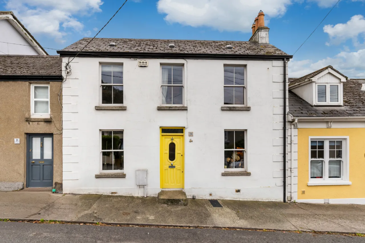Photo of 30 Main Street, Howth, Co Dublin, D13 P8K7
