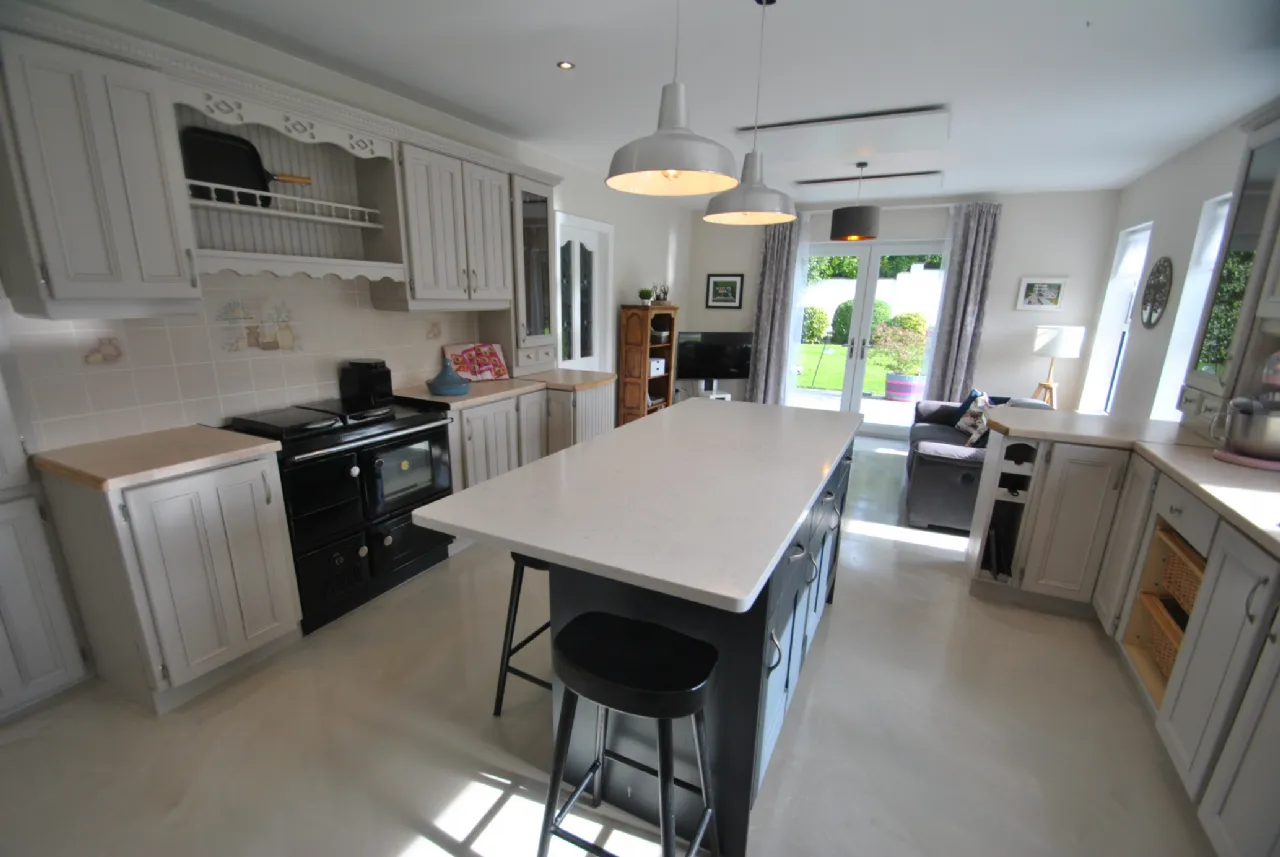 Photo of Carrig Road, Parkmore, Roscrea, Co. Tipperary., E53 CY99
