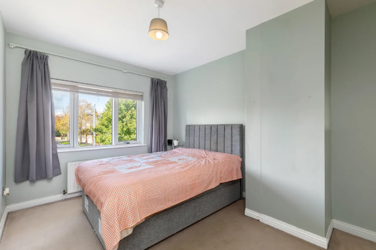 Photo of 4 Glencairn Grove, The Gallops, Leopardstown, Dublin 18, D18C5T3