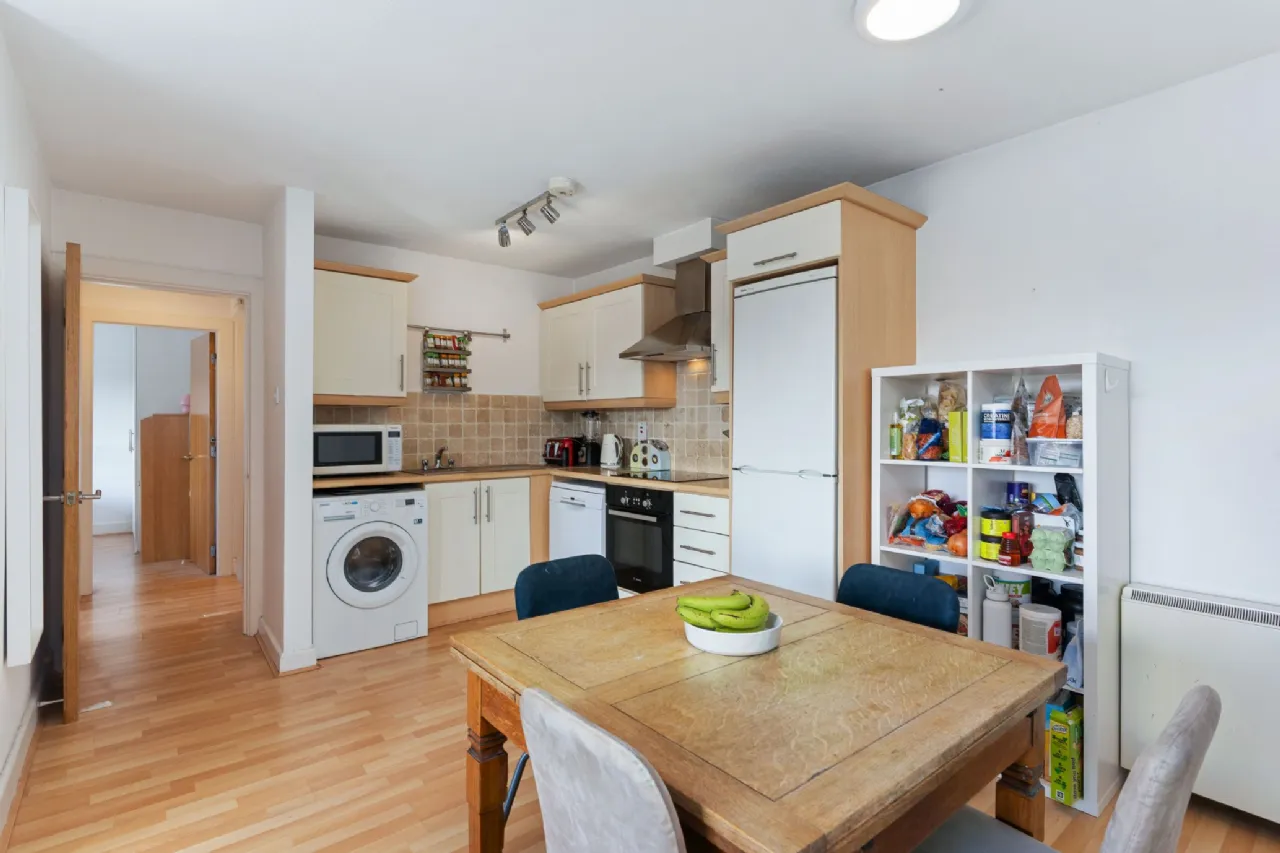 Photo of 79 Shelbourne Park Apartments, South Lotts Road, Ringsend, Dublin 4, D04 F516