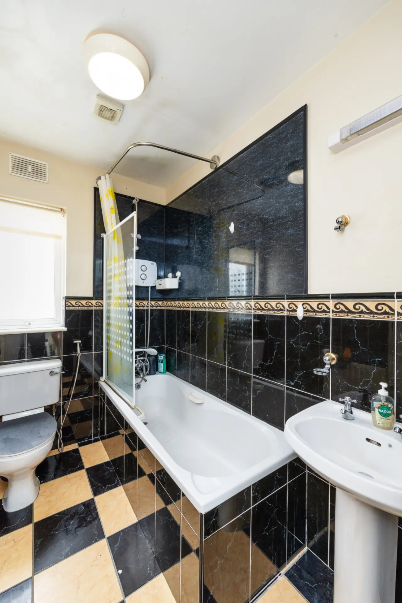 Photo of 1 Ravenswood View, Clonsilla, Dublin 15, D15NX70