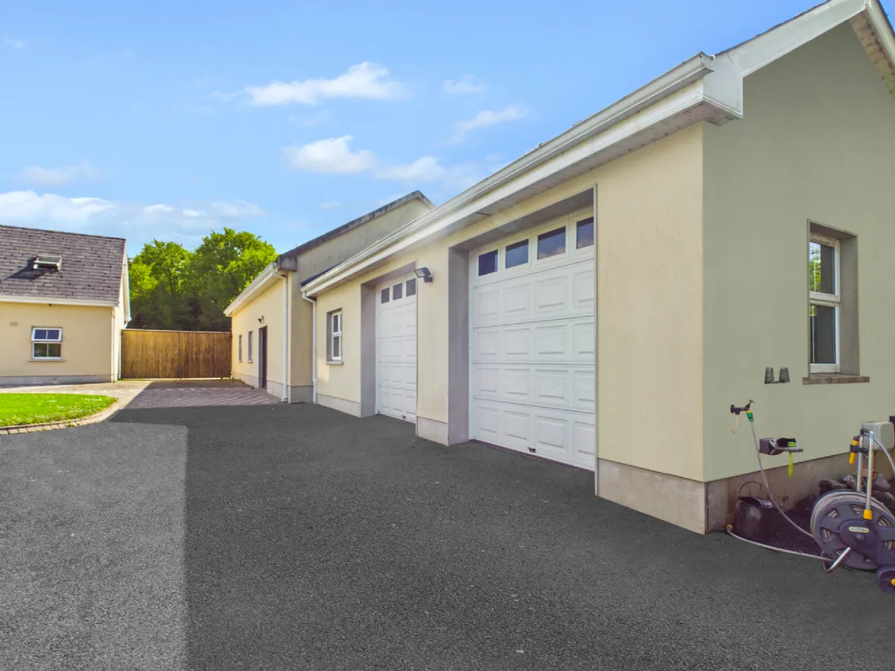 Photo of Pride House, Addroon, Ruan, Ennis, Co Clare, V95 E3VW