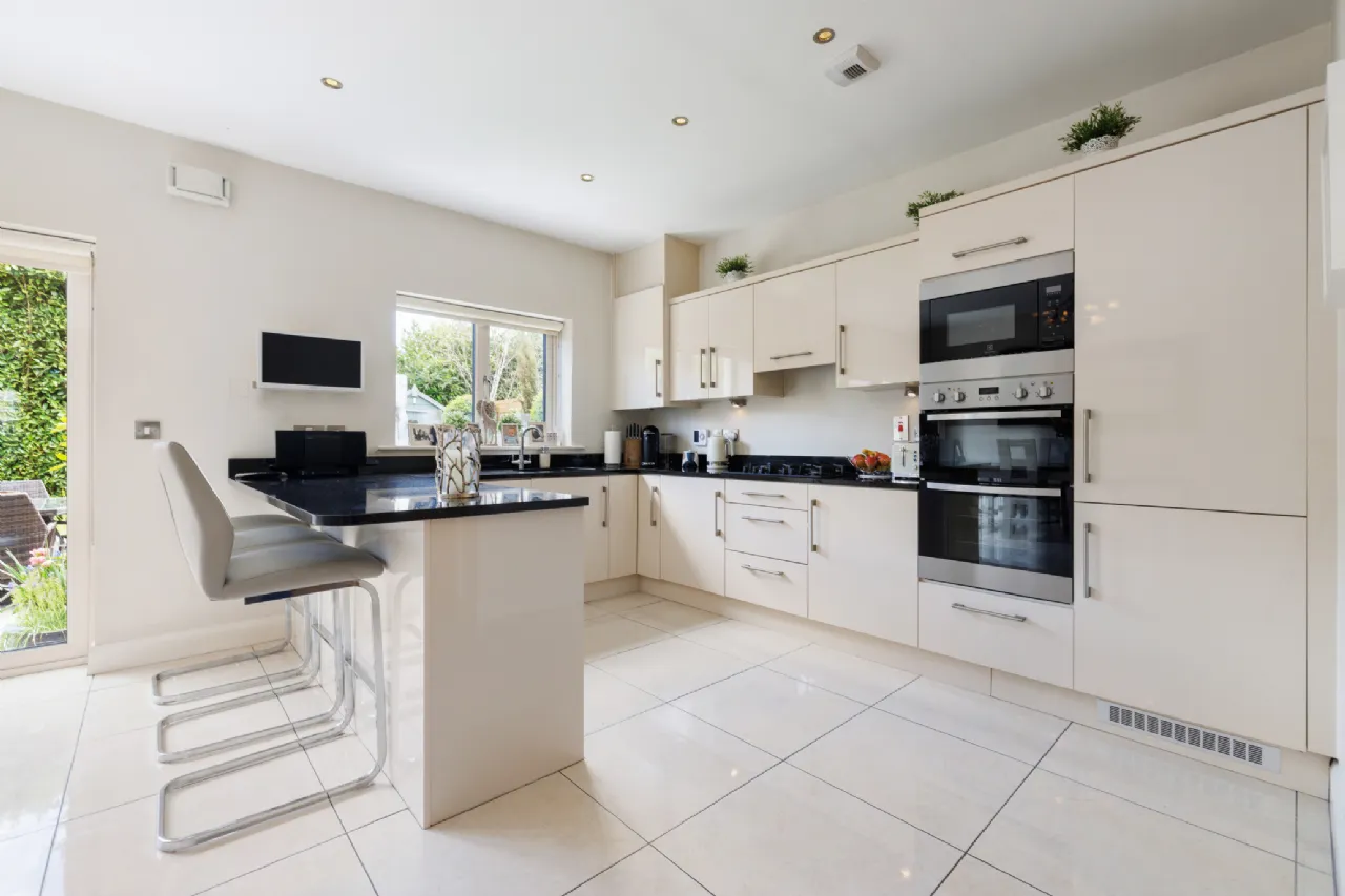 Photo of 11 Wingfield, Corke Abbey, Bray, Co Dublin, A98 WW87
