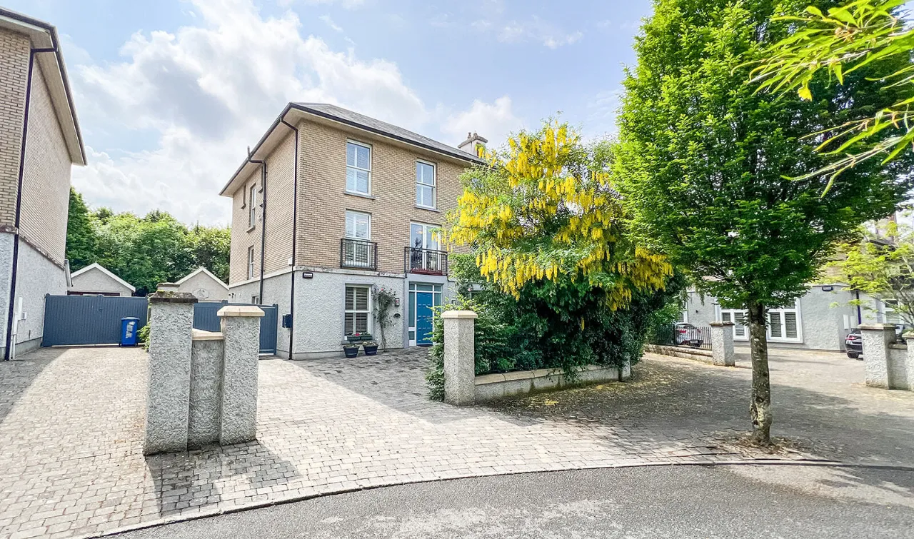 Photo of 15 College Square, College Road, Kilkenny, R95 E2Y0