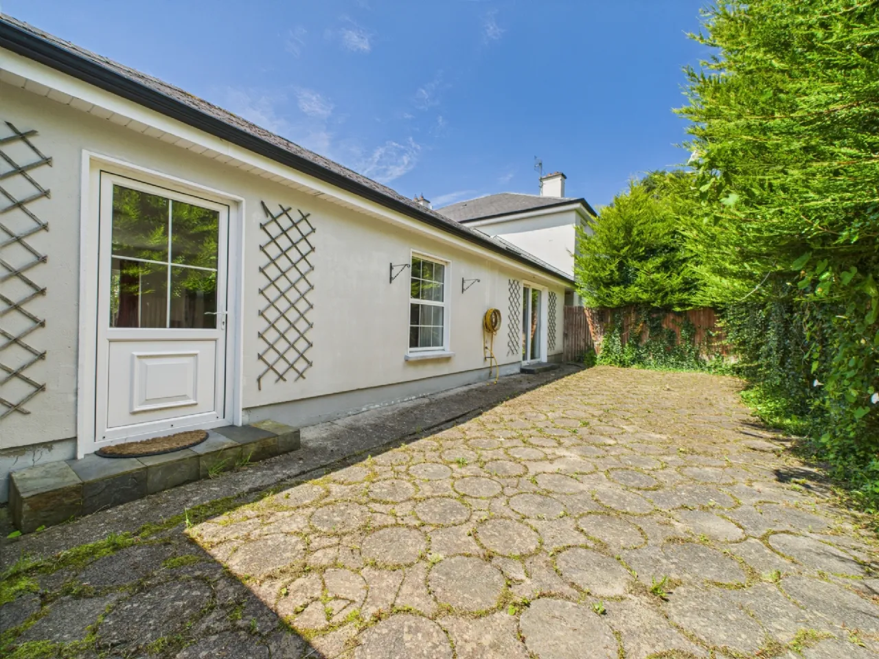 Photo of Rockmount House, Kilrush Road, Ennis, Co. Clare, V95 R81V